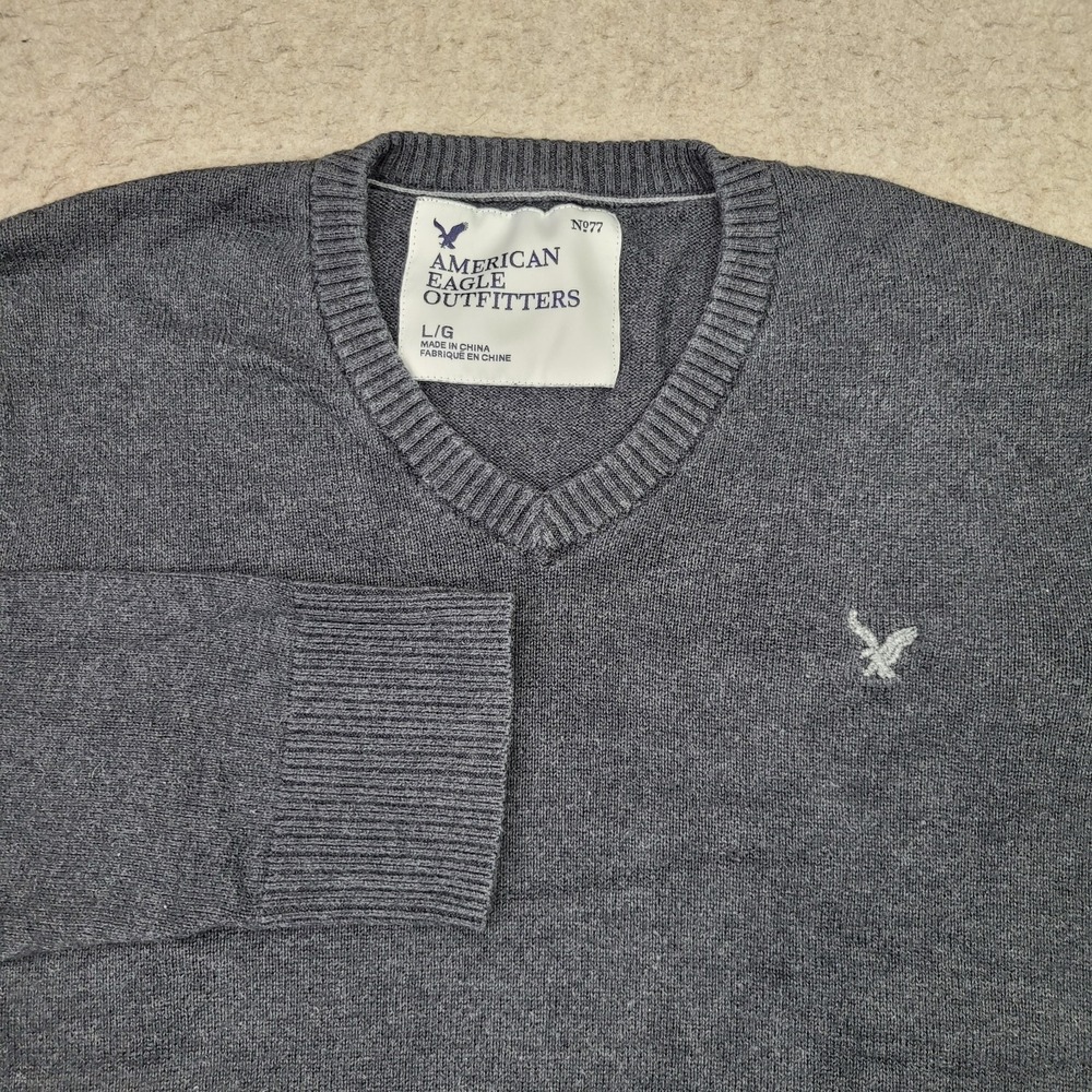American Eagle Outfitters V-Neck Sweater Mens L Gray Pullover Knit Long Sleeve